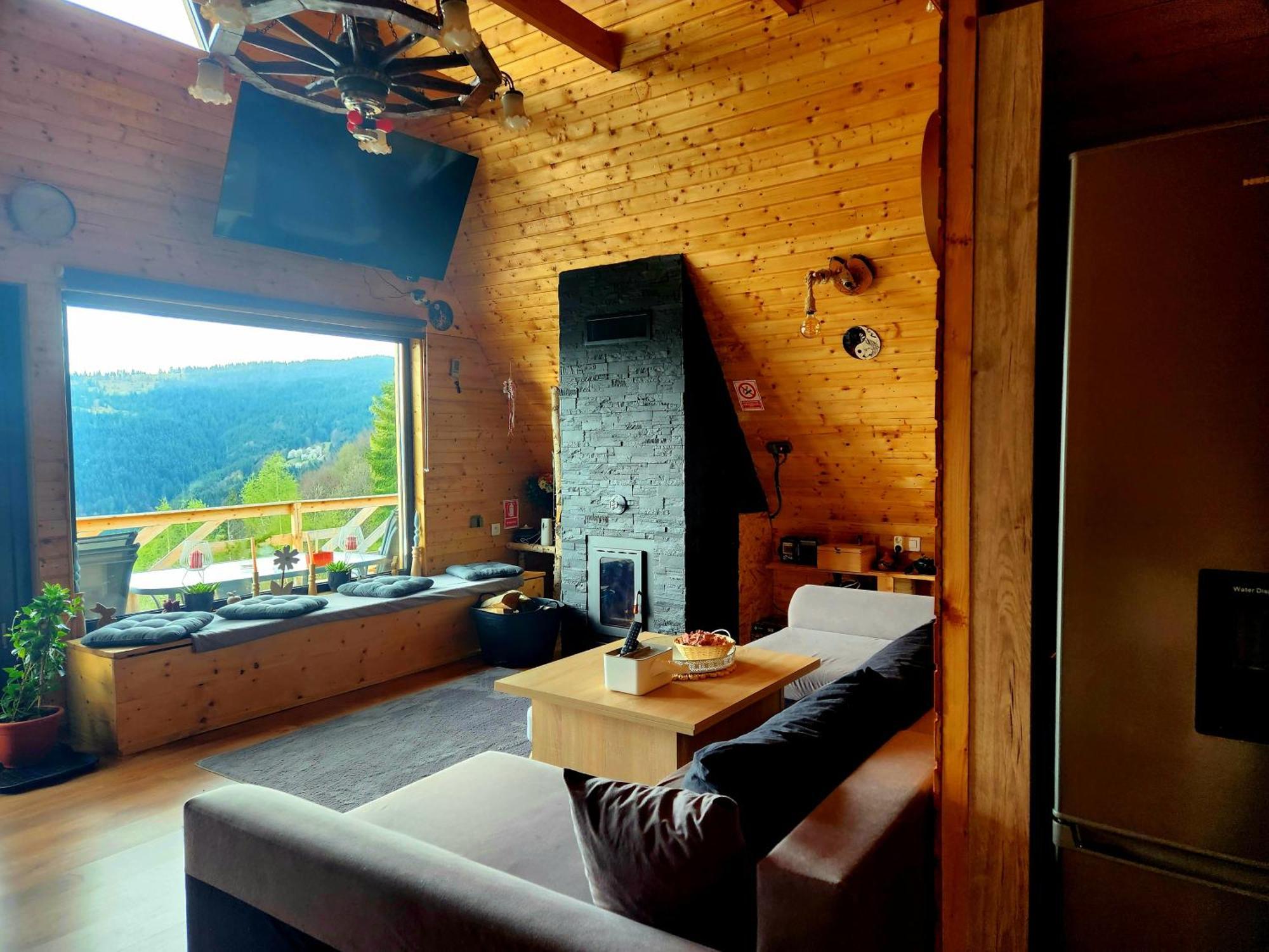 Lodge Lupul Din Apuseni